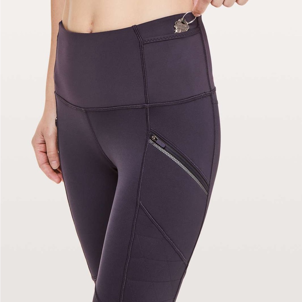 Lululemon Toasty Tech‎ Tight 2 Fleece Cyber Purple Leggings Size 8 Pockets